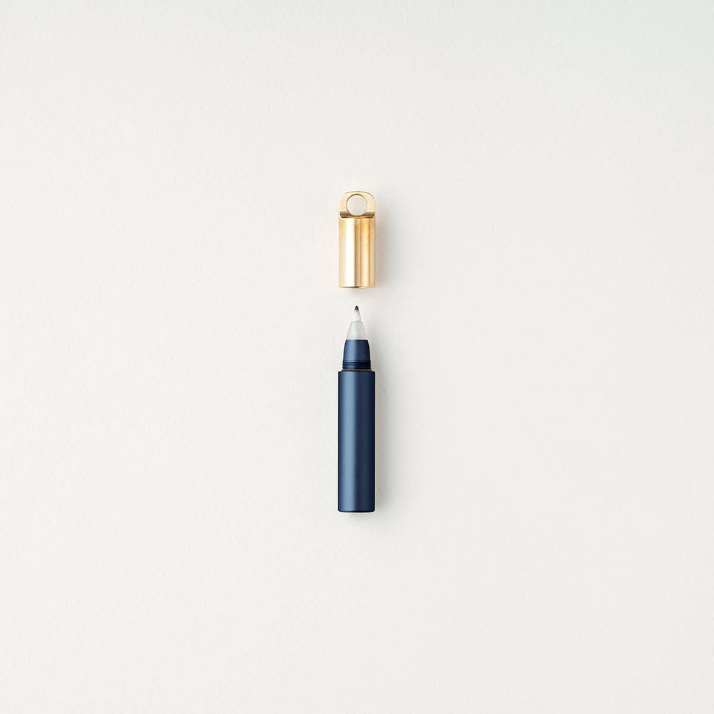 The Field Mouse – refillable travel pen
