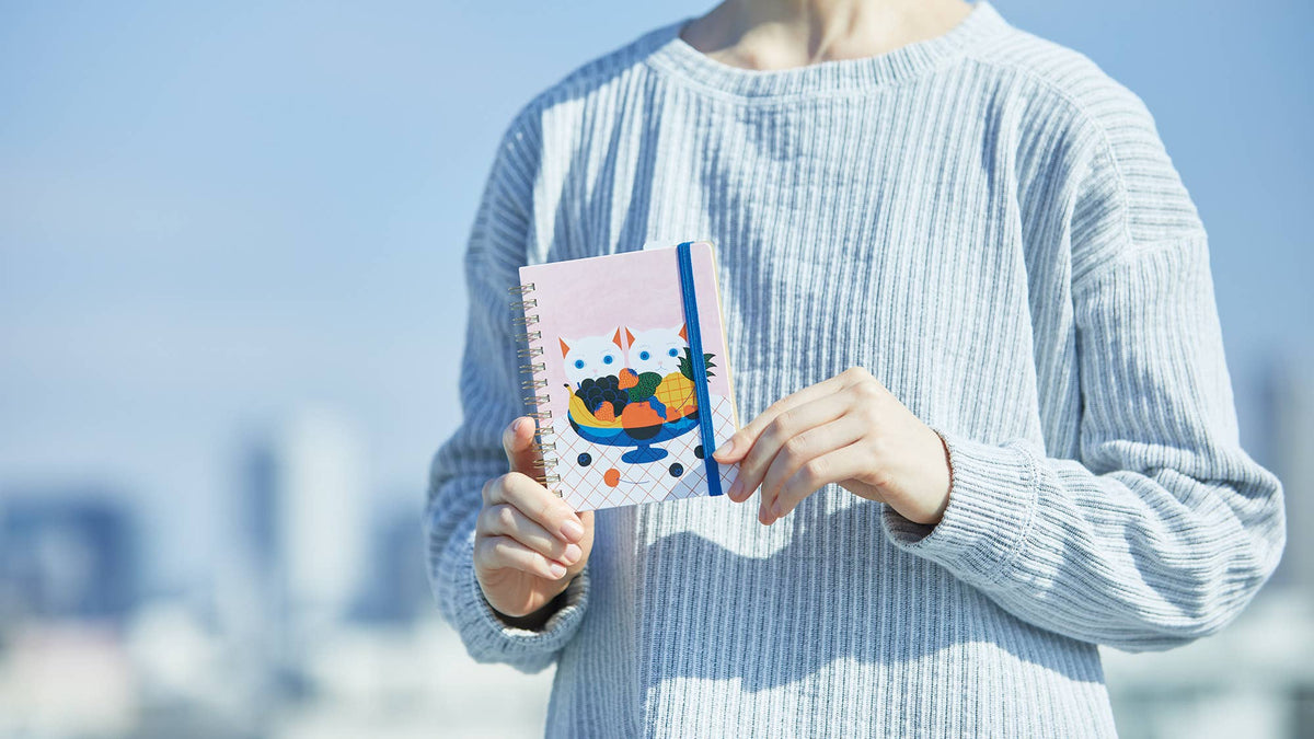 HITOTOKI NOTE Ring Notebook -Passport size-
